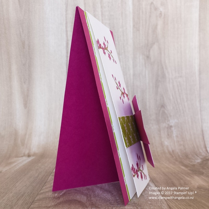 Two-way fold Colorful Seasons stand