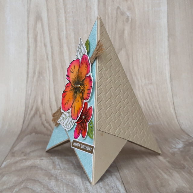 pyramid card - side view